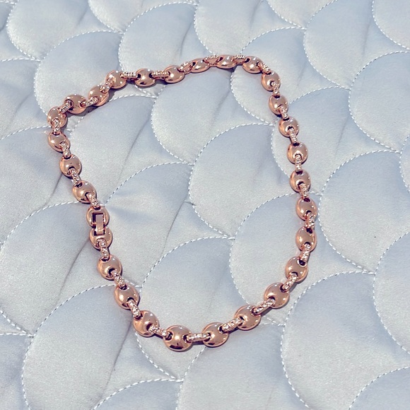 Jewelry | Rose Colored Necklace Secure Clasp 18 Inches | Poshmark